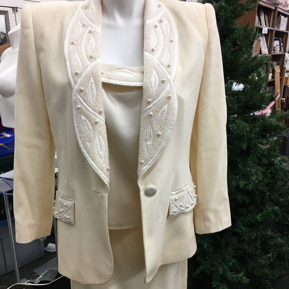 Nolan Miller Vintage 3 Piece Suit Cream Colored  36 Bust Size 10